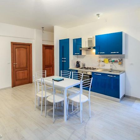Appartamento Ristrutturato A Nuovo !!! Varazze Exterior photo